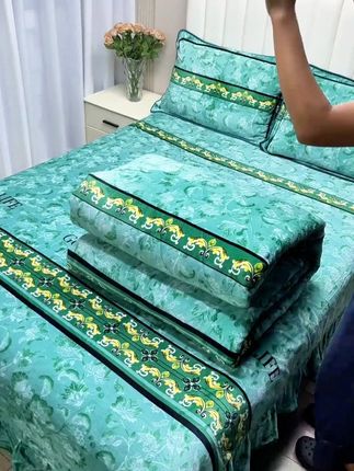 冬天怕冷的,赶紧囤上这种牛奶绒四件套,贴身睡特别暖和#牛奶绒四件套 #床上用品