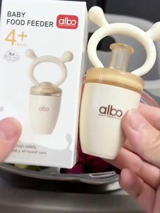 albo咬咬袋婴儿吃水果辅食神器工具果蔬宝宝咬咬乐牙胶磨牙棒 关于#咬咬袋 妈妈们一定要注意,要选这种全身软硅胶的,既安全还能当牙胶来用!#水果咬咬袋 #6个月宝宝水果怎么吃 #小月龄辅食 #母婴好物