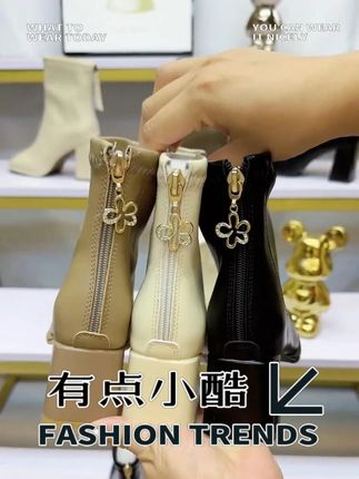 时装靴短靴 时装靴短靴#好鞋推荐 #高跟鞋 #美鞋分享 @DOU+小助手 @DOU+好生意