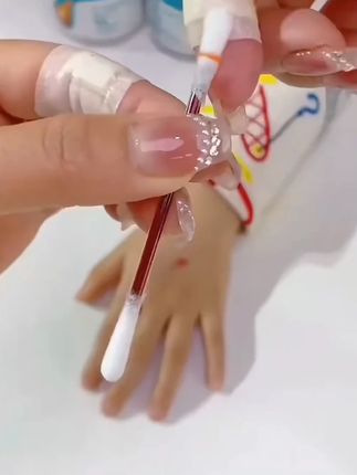 【罐装防护】一次性碘伏棉签棉棒便携式护理消毒家用折断式应急棉 户外游玩必备神器!碘伏棉签,小巧便携,轻松应对意外擦伤!#自用好物推荐 #生活好物分享 #生活必备 #实用小妙招