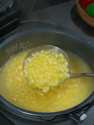 这个#青稞玉米碴 你要是没吃过,一定要尝试一下,还能跟大米一起煮,真是太好了