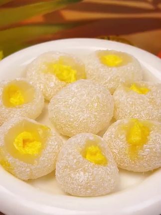 榴莲牛奶泡芙爆浆媚娘奶香Q弹美味开袋即食休闲解馋零食#泡芙 #榴莲牛奶泡芙 #榴莲雪媚娘 #Q弹雪媚娘 #零食雪媚娘