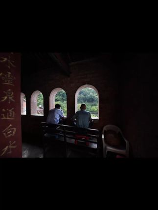 辣妹性感印花吊带连衣裙带胸垫气质收腰显瘦度假风碎花长裙辣妹性 辣妹性感印花吊带连衣裙带胸垫气质收腰显瘦度假风碎花长裙