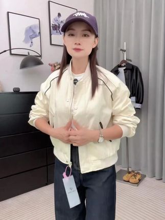 #谁穿谁好看#穿出自己的风格#时尚穿搭#今天穿什么#棒球服 休闲棒球服外套女装品质秋季设计感时尚宽松百搭夹克女外套