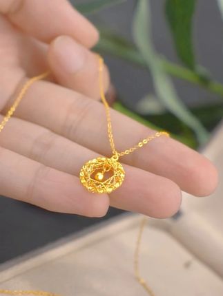 精心准备的#七夕礼物 ,是浪漫的实体化~#莫比乌斯吊坠 ~#足金 ~#中国黄金宝瑞雅