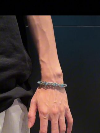 钛钢手链 时尚海浪蓝手链小众轻奢情侣百搭ins冷淡风拼接男生 bro喊你朋友来看#手链 #手控党 #手串 #夏日限定 #时尚饰品