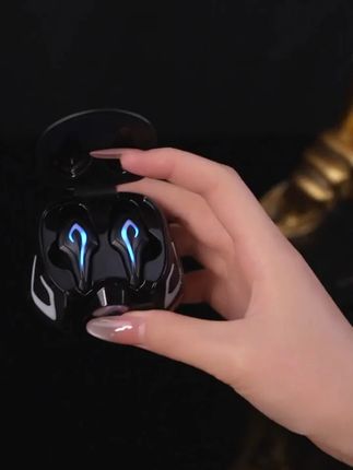 电竞k8游戏蓝牙耳机 太卷了这个价格!这个配置没谁了#电竞蓝牙耳机  #游戏耳机  #蓝牙耳机