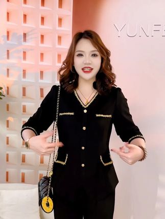 #大码女装 #显瘦遮肉 #气质穿搭 #秋季穿搭 #上衣