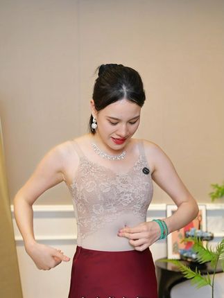 不勒肉的塑身衣,收腹效果看得见,舒服又自然#显瘦 #身材管理 #塑身衣 #美背