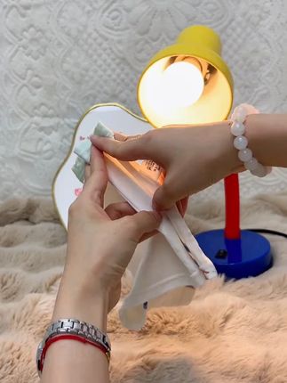 这种超级柔软舒适的莫代尔小内裤,女儿穿一次就爱上了,软软糯糯,裸感丝滑的料子自带凉感,夏天穿舒适感拉满,天热起来了,快给女儿安排上吧#超薄透气#柔软亲肤#清涼一夏#超便宜超划算#面料舒适透气
