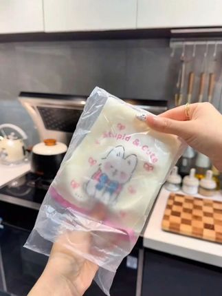 终于找到完全贴合皮肤的家务手套了!从此做家务也是一种享受啦#丁腈手套 #洗碗手套女耐用型 #家务手套洗碗手套 #丁腈手套加长 #家务手套推荐