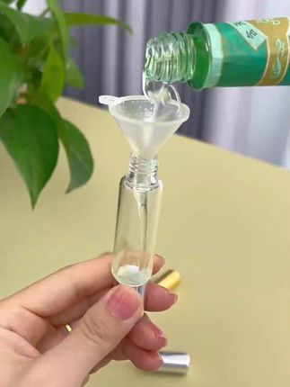 双头两用分装瓶喷雾细腻滚珠流畅易清洗小巧便携透茶色避光