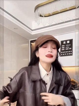 2025超火韩系休闲翻领小皮衣女秋季独特超好看高端皮夹克短款 #外套穿搭# 春秋穿搭 #气质范# 夹克外套 #复古穿搭