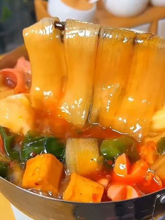 火锅红薯宽粉9.9发9包,平时在家煮个小火锅,麻辣烫,做个麻酱宽粉,酸辣宽粉,炖个鸡肉,猪牛羊肉都很好吃#宽粉 #火锅宽粉 #巴适得很 #火锅约起来 #嗦粉