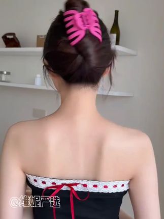 这就是你要找的看似简单实则拿捏的抓夹吧#头饰发饰  #抓夹  #多巴胺发夹  #夏日必备  #扎发