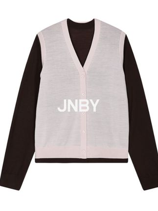 直播间更多优惠 随性自然的穿搭,在渐暖的通勤路上尽享阳光。#JNBY直播中