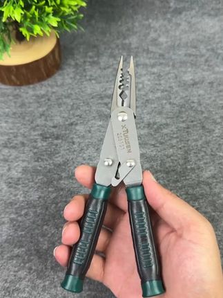 #专业水电安装  #电工常识  #两用老虎钳  #水电工  #电工接线