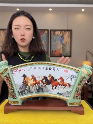 杏花村鸿运当头画卷收藏酒 景德镇高端陶瓷和杏花村美酒联合打造的经典美酒,1500毫升3斤酒,53度的黄金度数,送人送礼收藏摆柜太合适了!#白酒 #杏花村 #好喝不贵 #清香型白酒 #好酒推荐