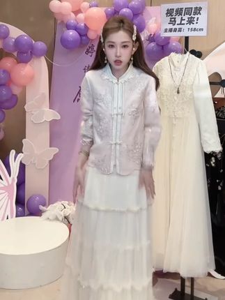 巨仙巨美很有MIUMIU的感觉~大摆量纱裙~秋冬百搭单品~【婷婷】《珠帘玉幕裙》手工钉珠多层蛋糕裙纱裙 TT2SQTY2212#超仙连衣裙 #温柔风穿搭 #纱裙搭配 #仙女必备 #甜系女孩