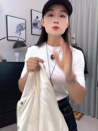 休闲棒球服外套女装品质秋季设计感时尚宽松百搭夹克女外套#休闲棒球服外套 #夹克女