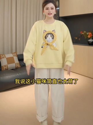 头巾猫咪-圆领印花卫衣秋季时尚设计感上衣 #胖佳佳大码 #宽松版型 #显瘦遮肉 #卫衣 #大码女装