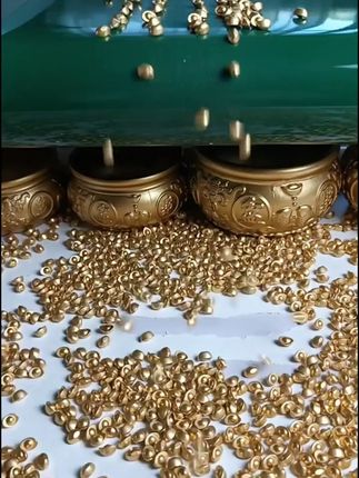 实心小元宝,填充在百福缸聚宝盆里面金灿灿的特好看#实心沙金小元宝 #家居摆件 #实心小元宝 #金元宝