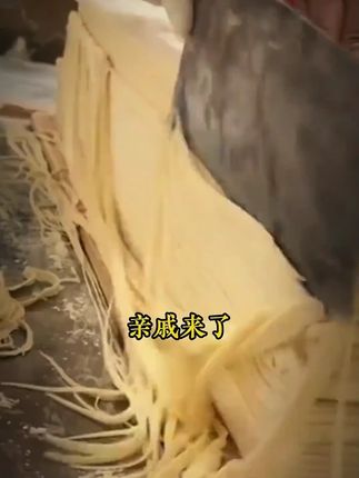 这才是孩子该看的漫画书,推荐在你孩子15岁之前,给他看这本《漫画版黑马》#家庭教育 #家长必读 #童书推荐 #处世智慧