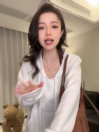 早秋2025欧若风宽松显瘦连帽简约卫衣时尚慵懒风休闲连帽衫7117#ootd穿搭 #穿出高级感 #品质女装 #时髦精 #小个子显高显瘦穿搭