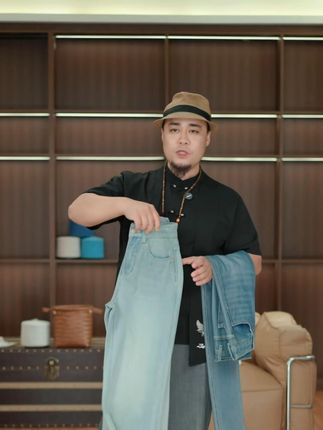 弹力牛仔裤舒适不束缚 中高腰设计显瘦显高 小个子穿出好比例 #弹力裤 #舒适穿搭 #显高神器 #小个子搭配