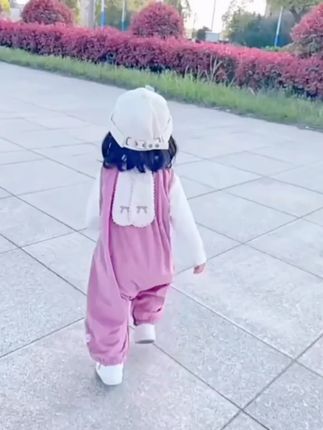 婴儿套装春秋季女宝宝衣服春装超萌洋气婴幼儿童装春款女童两件套