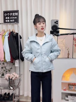 小个子双拉链冲锋衣外套女秋季爆款短款2025新款洋气时尚夹克上衣#百搭 #舒适 #时尚 #显瘦 #透气