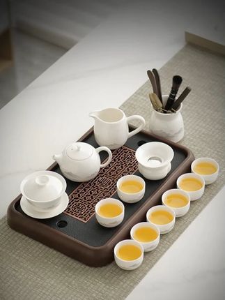 🏔️ 水墨叩心杯|羊脂玉瓷上绘就的移动山水 #茶具 #茶具套装 #中式美学 #茶生活 #今天你喝茶了吗