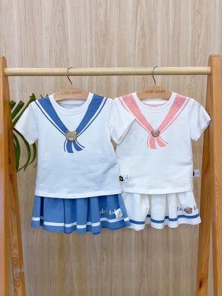 学院风小T恤,搭配小裙子,活力满满#高品质童装 #夏季新款 #拉比