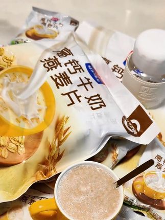 #好吃到停不下来 #高钙牛奶燕麦片 #早八人必备 #学生党平价安利 这真是我牛马生活的必备啊早餐吃什么#舌尖上的抖音