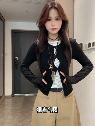 假两件镂空波点长袖t恤女秋季新款修身针织上衣#今天穿什么 #品质女装 #小众设计感 #通勤搭配