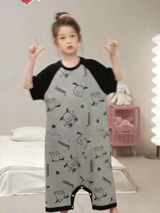 女童纯棉连体儿童睡衣夏季短袖薄款睡袋渐变丁达尔风宝宝家居服 今年超火的女童纯棉连体衣,吸湿排汗又透气,宽松无束缚!#睡衣家居服 #童装 #爆款热卖中 #谁穿谁好看系列 #在家也要美美哒