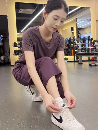 愿你在每个平凡的日子里,都有细微的美好~ #运动休闲套装 #健身穿搭 #谁穿谁好看 #夏季新款