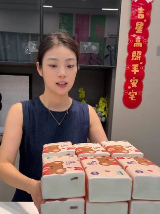 整整60大包的漫花抽纸,加量不加价,原生木浆制作,五层加厚的,囤一次能用大半年 #母婴好物#纸巾#整箱