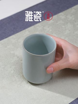 后悔没有早点发现它,答应我,一定要试试这个 ! #雅瓷 #办公杯 #汝窑茶杯 #陶瓷水杯 #茶杯推荐