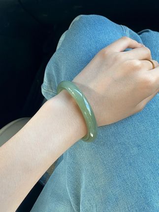 不等人送!和田玉手镯,自己安排~ #悦己 #和田玉手镯 #玉镯 #镯子 #礼物