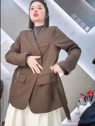精裁时髦品质宽松无领外套简约廓形收腰绑带西装 【精裁时髦品质宽松无领外套简约廓形收腰绑带西装】#精裁时髦品质 #宽松无领外套 #简约廓形收腰绑带西装
