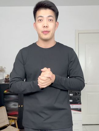 龙牙爆火的秘纤速干长袖,库存不多,喜欢的兄弟千万别错过。#龙牙 #龙牙秘纤 #长袖t恤 #品质男装