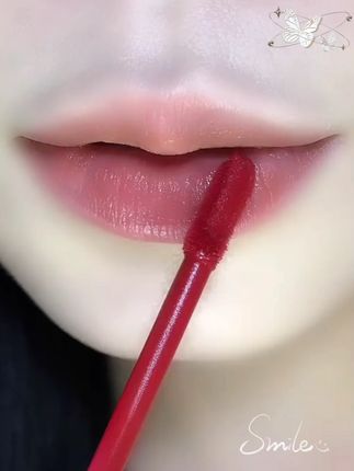 黄皮姐妹闭眼入,冰块唇釉,质地丝滑不拔干,上唇直接提亮肤色,真的巨巨巨显白!#唇釉  #神仙唇釉  #口红推荐  #爱了爱了  #美妆