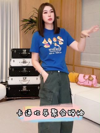 夏季囤它准没错!卡通 T 恤承包所有日常 夏季出门不用想搭配,抓件它就能走#短袖t恤 #透气舒适 #遮肉显瘦 #谁穿谁好看 #林肉肉