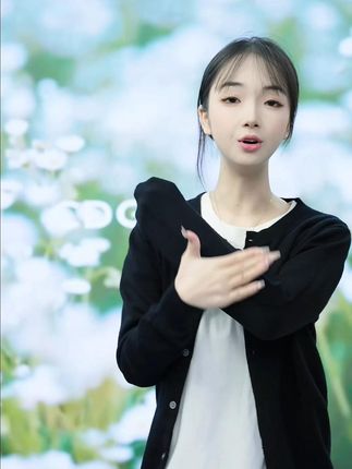CDG PLAY爱心欧若假日风圆领针织开衫2025秋冬时尚长 #品质女装#时髦精#简单搭配#轻奢女装#时尚