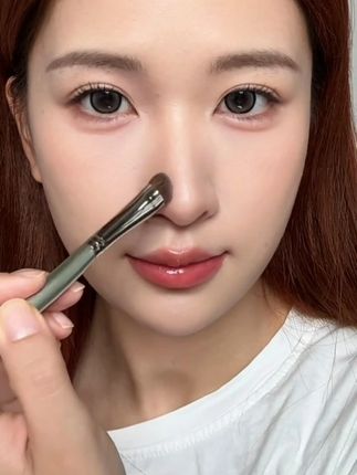 修容教程!超贴合轮廓版👃 是哪个宝宝要的修容教程🙋🏻♀️ 修容其实很简单,怕显脏的宝子选贴合轮廓的斜坡鼻影刷,S 型修容刷,新手也能更好控制范围!#郭小妞 #化妆工具分享 #修容  #鼻影  #新手必备化妆刷