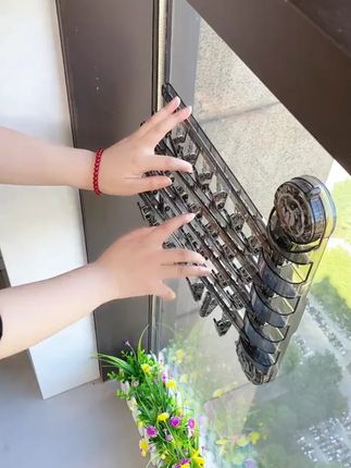 吸盘晾衣架袜子晾晒架袜架内衣夹子免打孔便携阳台多功能衣架神器#晾衣架 #多功能衣架 #免打孔好物 #阳台神器 #晾晒用品