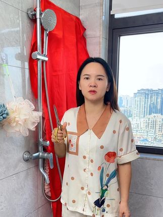有了这个#二合一拉背沐浴球 搓澡再也不求人了#浴室好物 #在抖音入手的好东西 #无限回购的宝藏单品