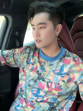 心随衣变率性而为。随心所欲穿越奇迹。乐在其中穿法由我 #潮男潮女必备 #每日穿搭 #穿搭分享 #谁穿谁好看