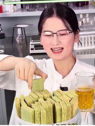羽衣甘蓝奇亚籽威化蛋白棒酥脆美味开袋即食营养代餐饱腹休闲零食 #威化蛋白棒 #羽衣甘蓝# 奇亚籽 #白芸豆# 羽衣甘蓝奇亚籽威化蛋白棒